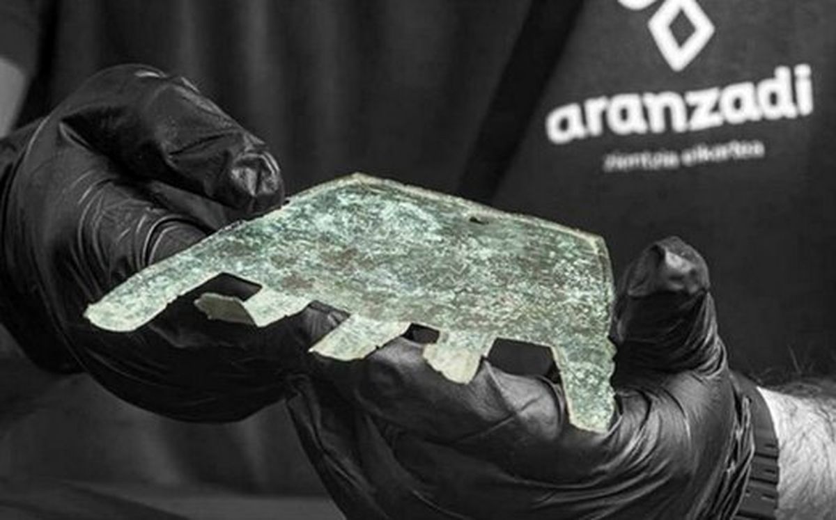 کشف دست برنزی در اسپانیا باستان‌شناسان را سردرگم کرد